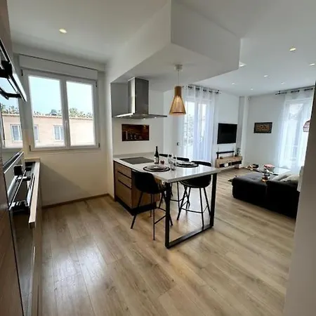 1 Ch. Luxe Apt｜coeur De Juan-les-pins｜plage A 50m Apartmán Juan-les-Pins
